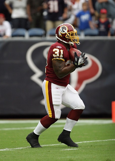 [视频]李强在中国电信中国联通中国移动所属企业调研.