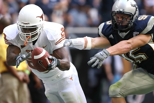 游出快乐 “泳”享童年——兰州市七里河区第二小学游泳课乐趣多多.